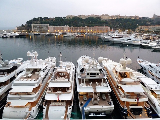 Yacht lineup